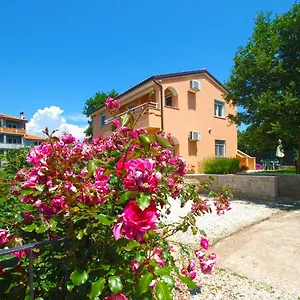 Apartment Milovan 1774, Ližnjan